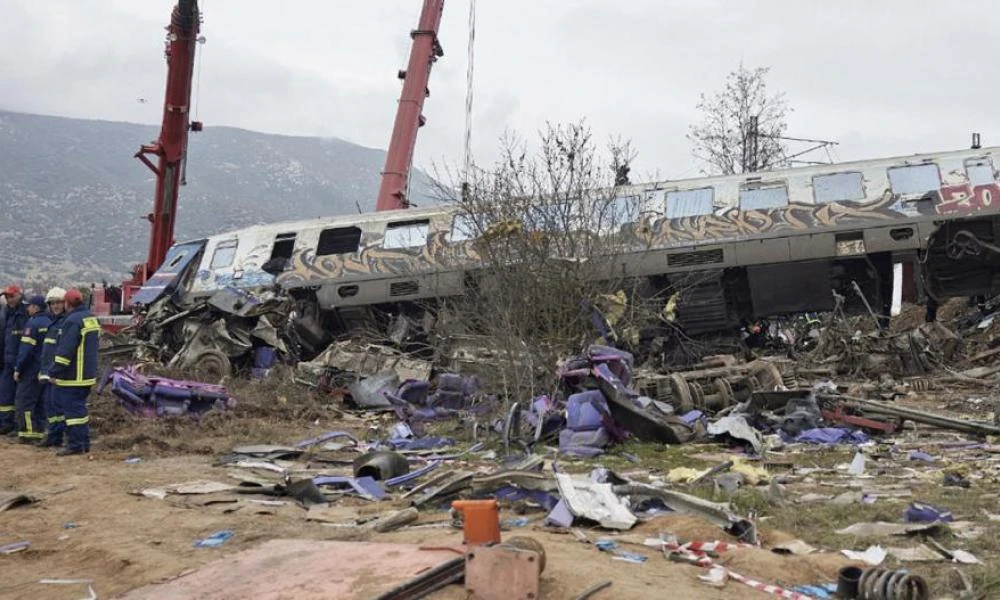 Τέμπη: Άκαρπες μέχρι στιγμής οι έρευνες στα χώματα από τον χώρο του δυστυχήματος
